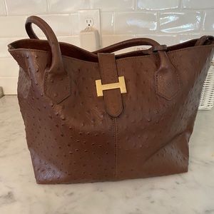 Embossed leather tote bag with H closure